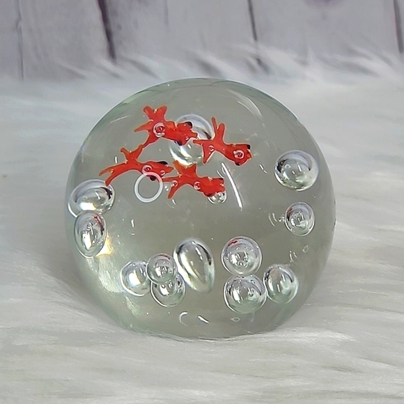 Vintage Glass GoldFish Fish Paperweight by Tozai Four Orange Koi Bubble Eyes Art - Picture 4 of 13